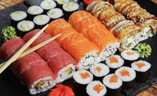 Аппетитные суши и роллы