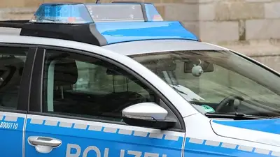 Мужчина с ножом напал на трех полицейских в Баварии