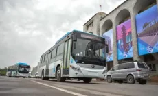 Чиновников пересадили на автобусы в Кыргызстане